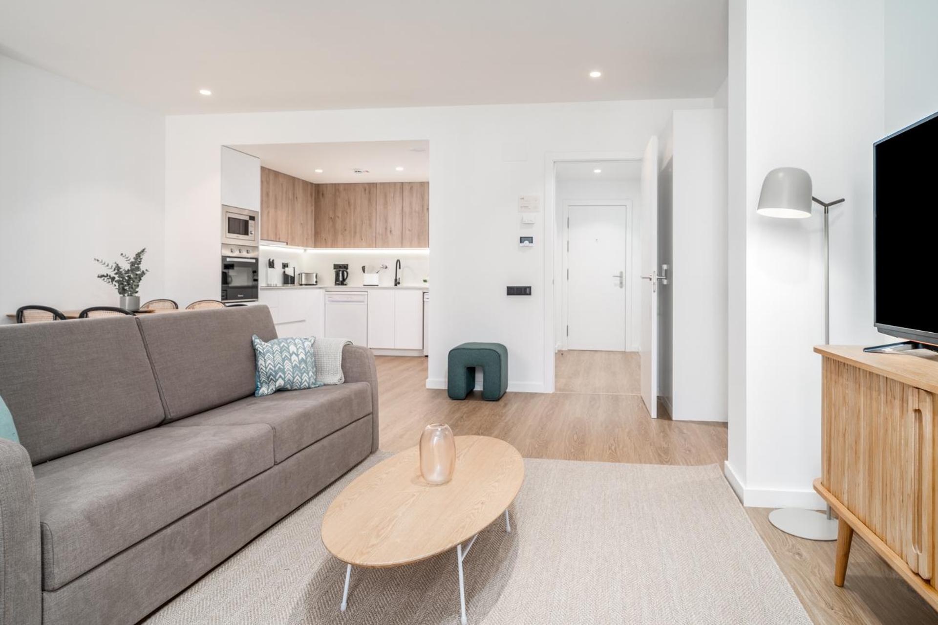 Limehome Barcelona Placa Pirineus L'Hospitalet de Llobregat Extérieur photo