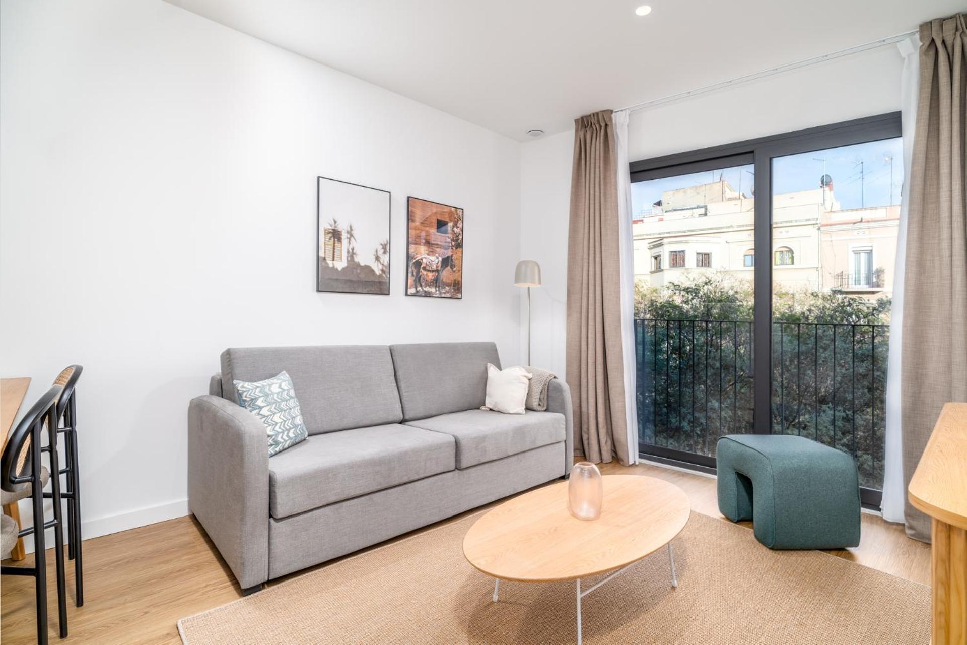 Limehome Barcelona Placa Pirineus L'Hospitalet de Llobregat Extérieur photo