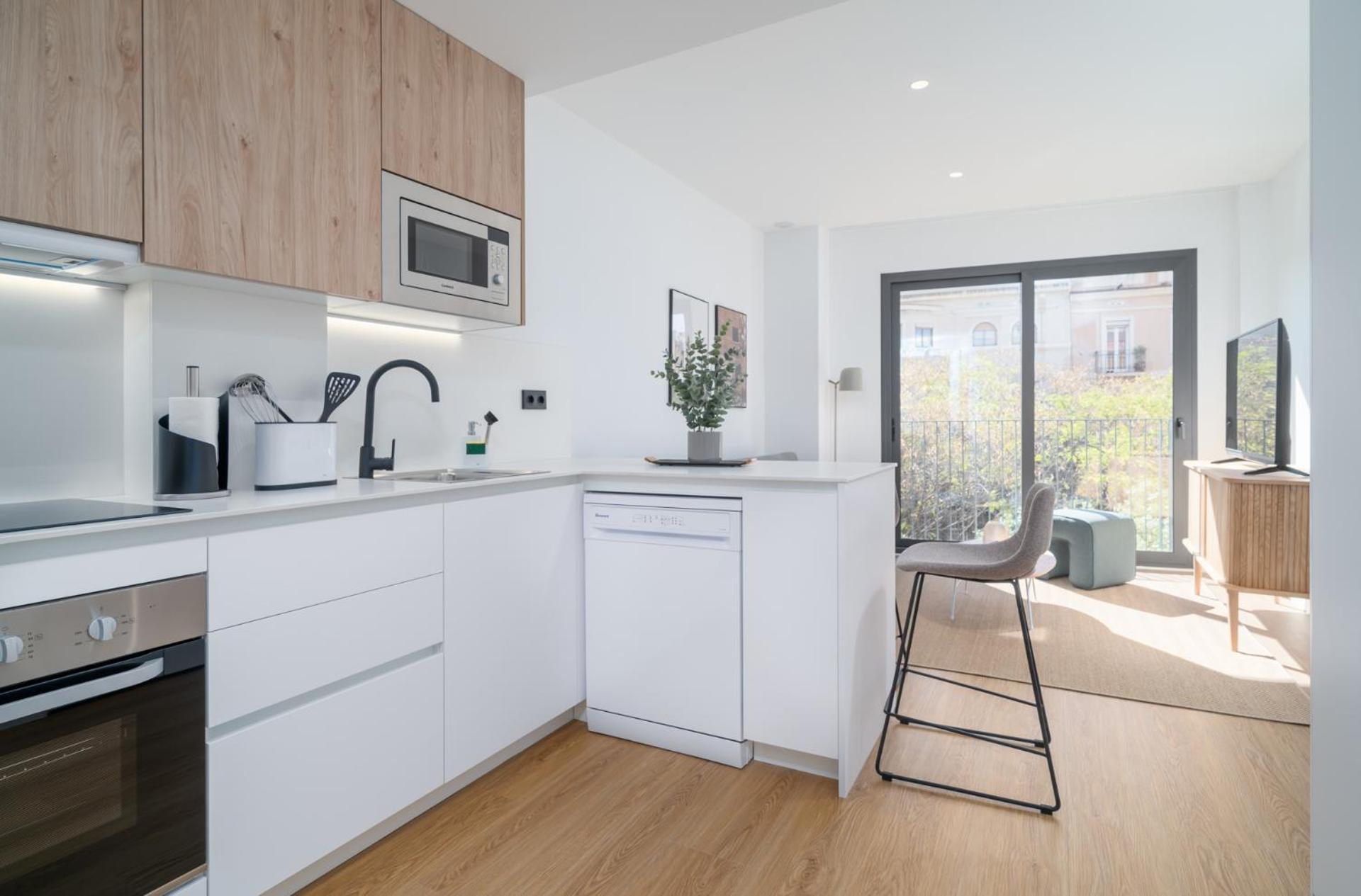 Limehome Barcelona Placa Pirineus L'Hospitalet de Llobregat Extérieur photo